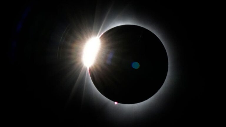 Total Solar Eclipse Maine