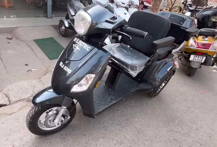 PEV Electric scooter