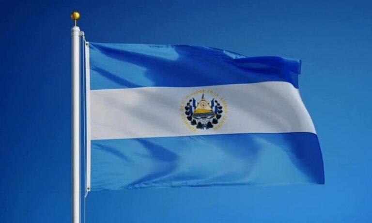 El Salvador Flag