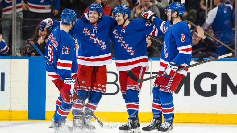82616141007 20250322 t 202723 z 804223248 mt 1 usatoday 25740828 rtrmadp 3 nhlvancouvercanucksatnewyorkrangers