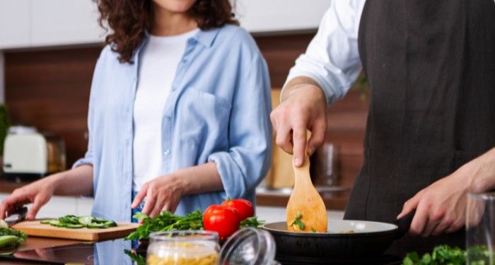 couple cooking.jpg.optimal